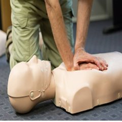 دمى للتدريب على الاسعافات الاولية و CPR